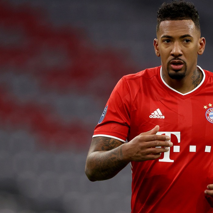 Bị kết tội hành hung bạn tình cũ, Jérôme Boateng nhận án nặng - Tuổi Trẻ Online